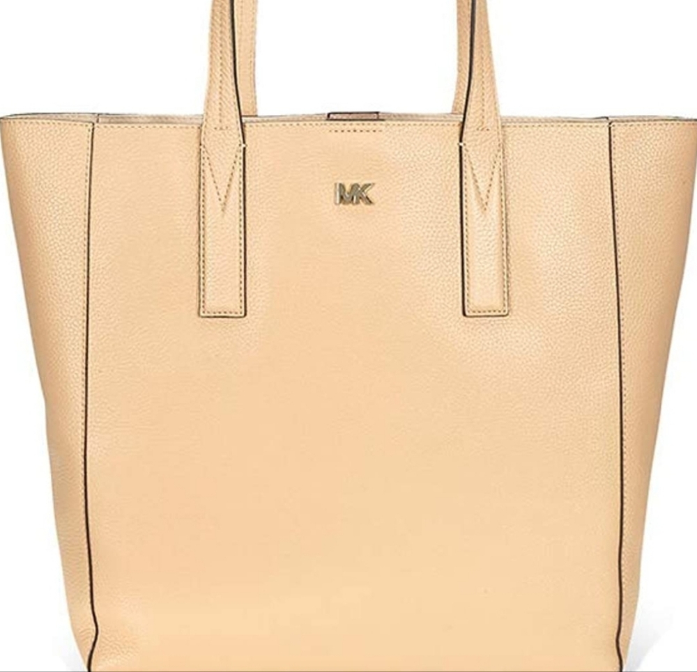 Michael Kors tote